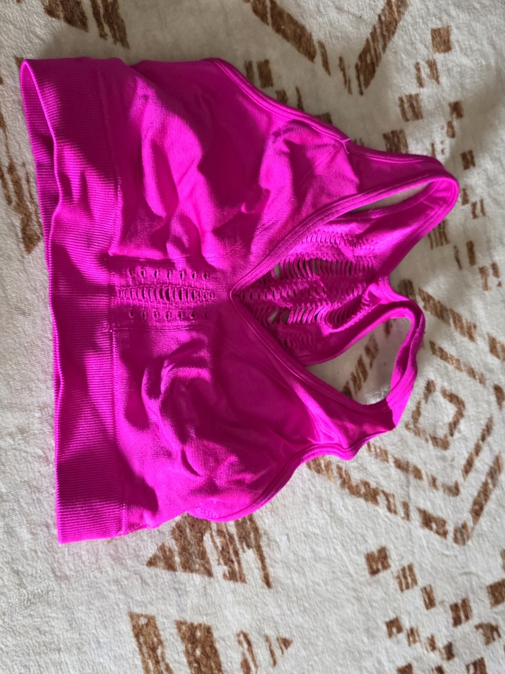 Victoria's Secret Seamless Sports Bra in Bright Fuchsia